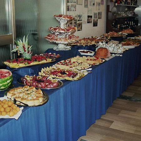 Hotel Darsena チェゼナーティコ エクステリア 写真